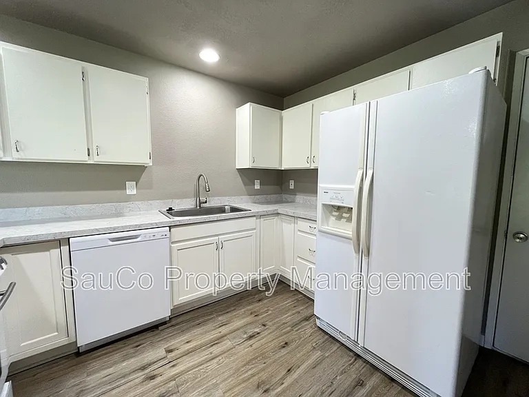 20635 NW Lapine Way — Photo 8