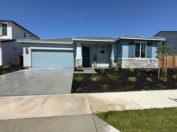 3rd image of 10019 Denali Ln
