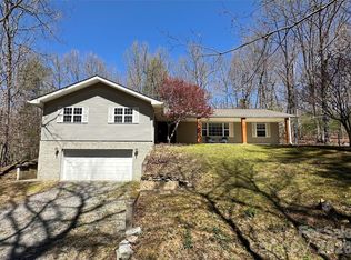 177 Country Rd, Brevard, NC 28712