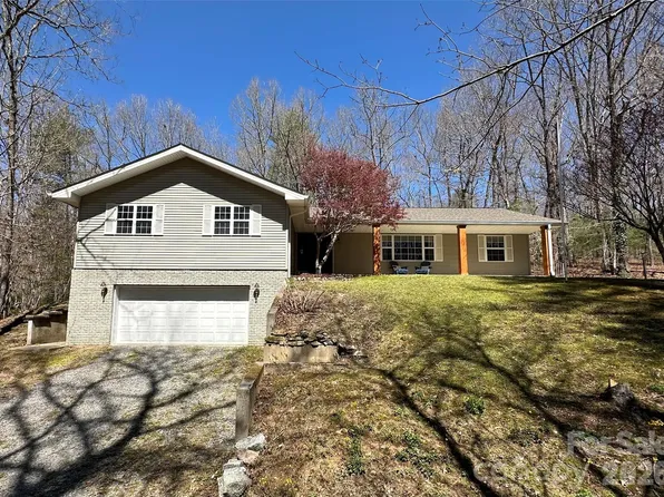 177 Country Rd, Brevard, NC 28712