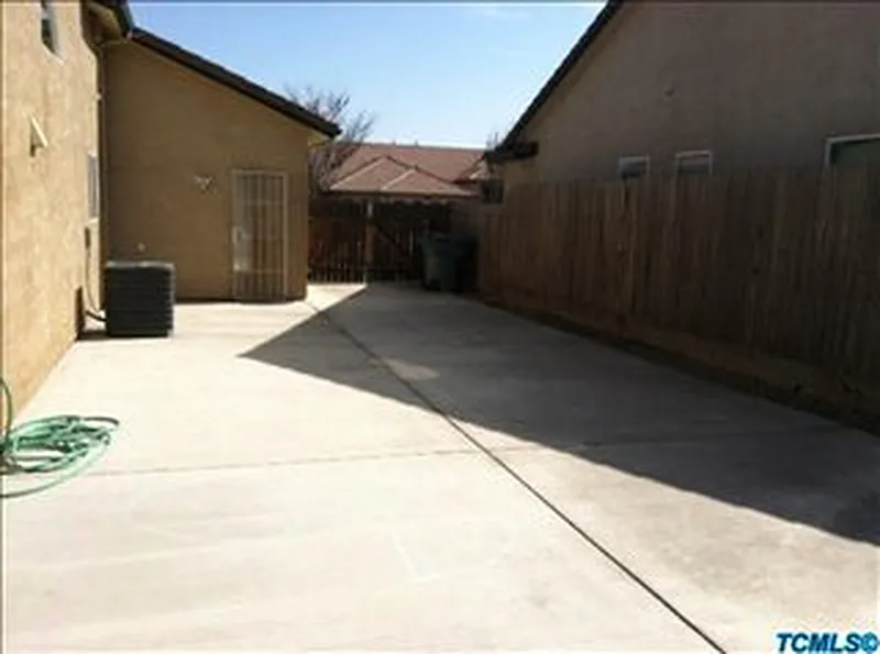 Thumbnail 18