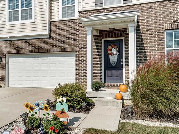 2nd image of 4268 Blue Springs Dr
