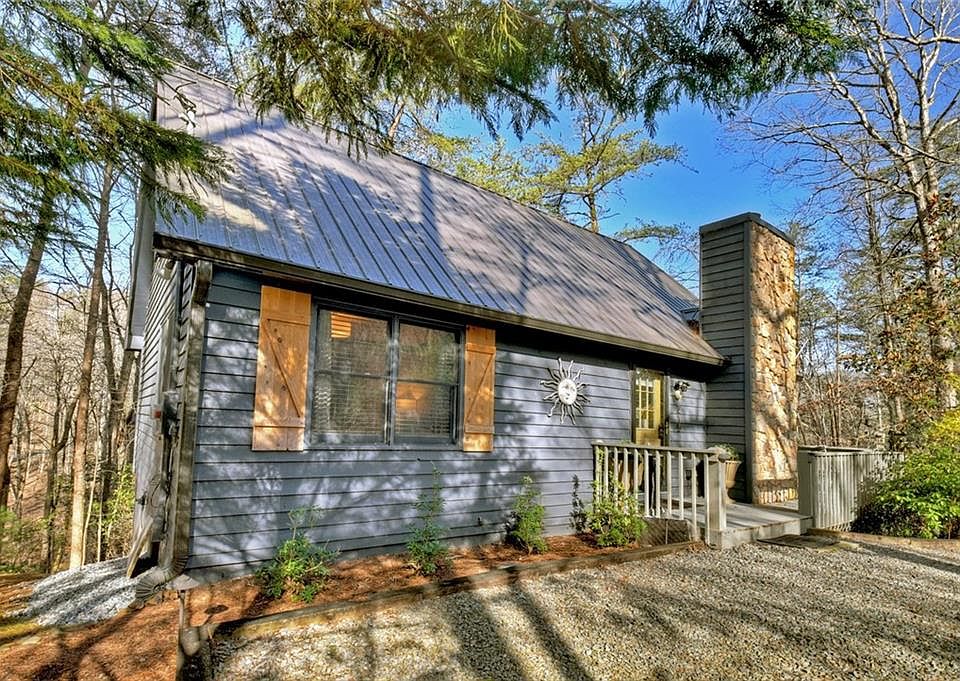 1st image of 215 Valley View Rd