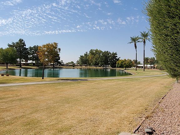 4th image of 9108 E Country Club Dr