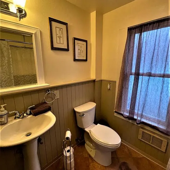 466 N 4th Ct — Photo 9