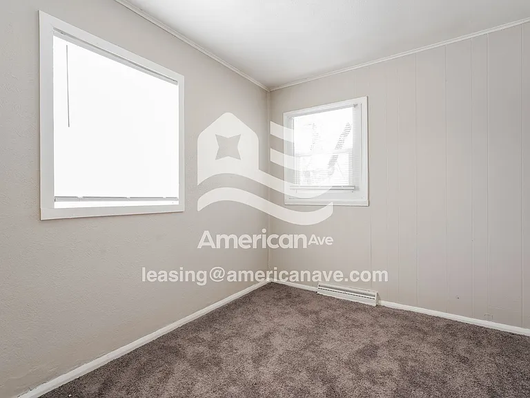 1793949_012_wm_-_bedroom_13574673.jpg