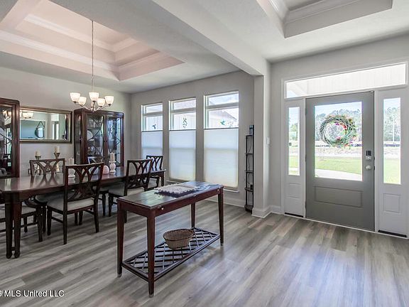 2nd image of 19160 Harrington Cir