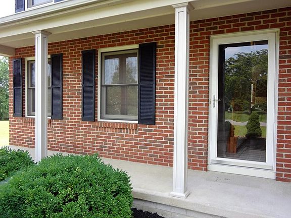 3rd image of 13575 Sudbury Dr NW