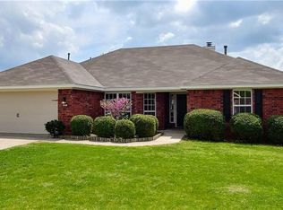 407 Ridgemont Ave, Lowell, AR 72745