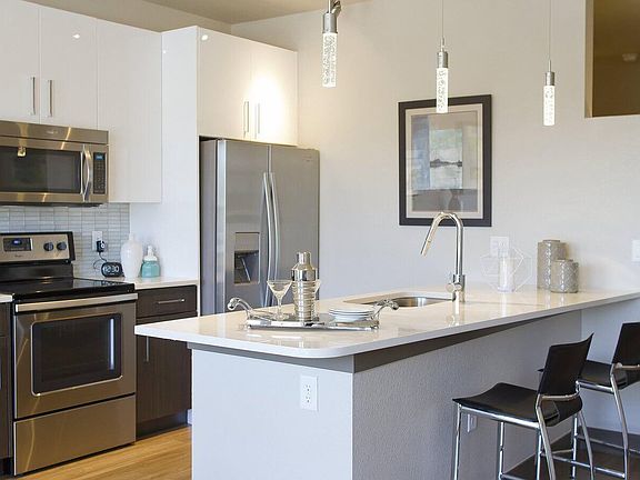 3rd image of 950 Broadway #1-505