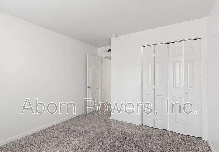 2529 Greenwood Ln #6 — Photo 12