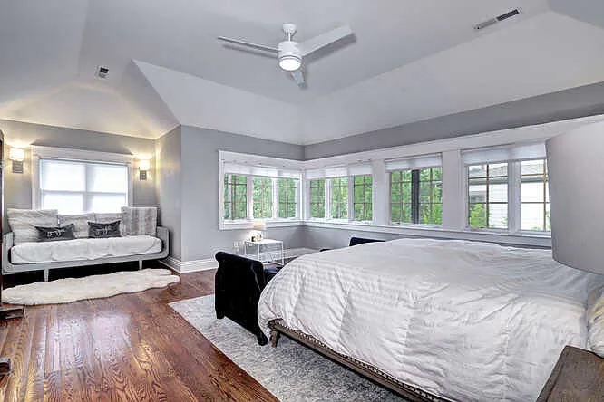 510 Hawthorn Ave — Photo 15