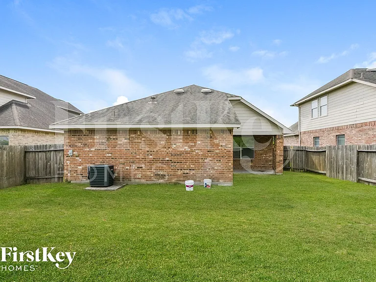 20014 Shumaring Dr — Photo 14
