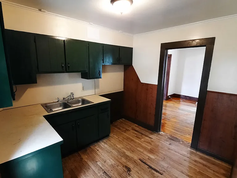 414 Lower Main St — Photo 10