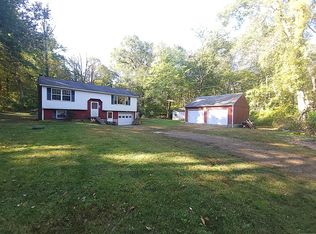 63 Estabrooks Rd, Hampton, CT 06247