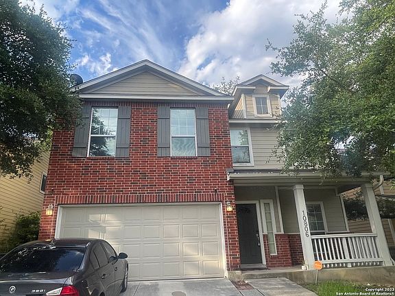 2nd image of 10806 Manor Creek