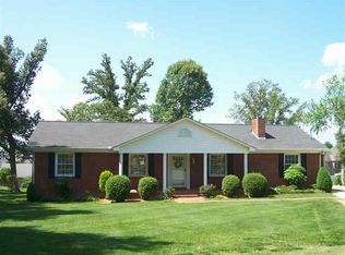 111 Windsor Ct, Paducah, KY 42001