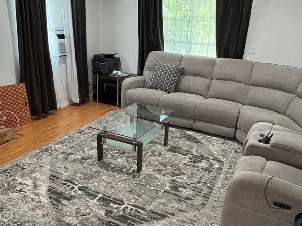 3517 W 134th St, Hawthorne, CA 90250