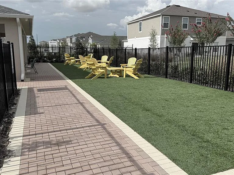 225 Lawson Ave — Photo 23
