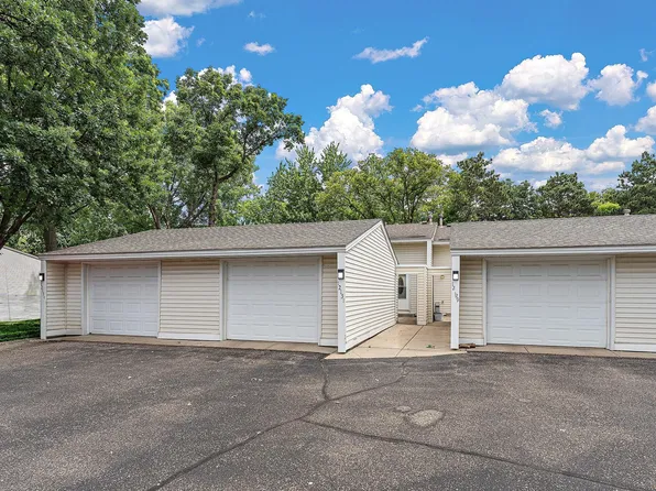 12131 Drake St NW, Coon Rapids, MN 55448