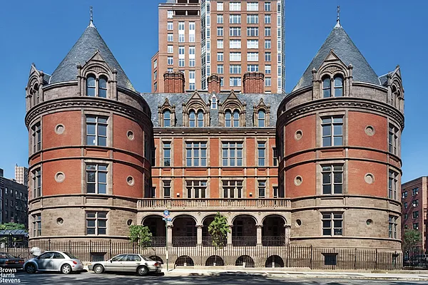 Rented by Brown Harris Stevens | media 15