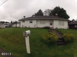 1934 NE 21st St, Lincoln City, OR 97367