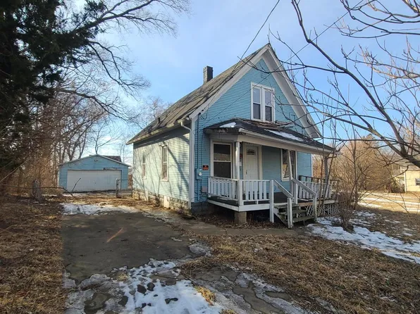 928 Lincoln Ave, Rockford, IL 61102