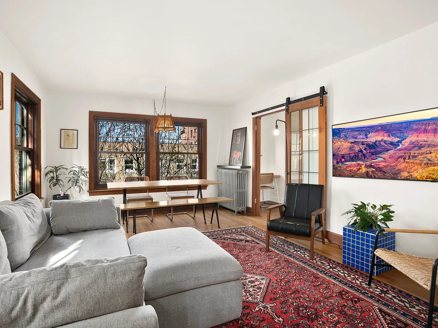 408 Bellevue Avenue East, Unit 302 - 1 — Photo 4
