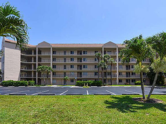 3rd image of 275 Palm Ave APT C406