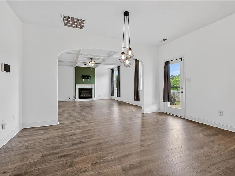 1264 Black Oak Cir — Photo 40
