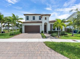 15155 SW 176th Ln, Miami, FL 33187