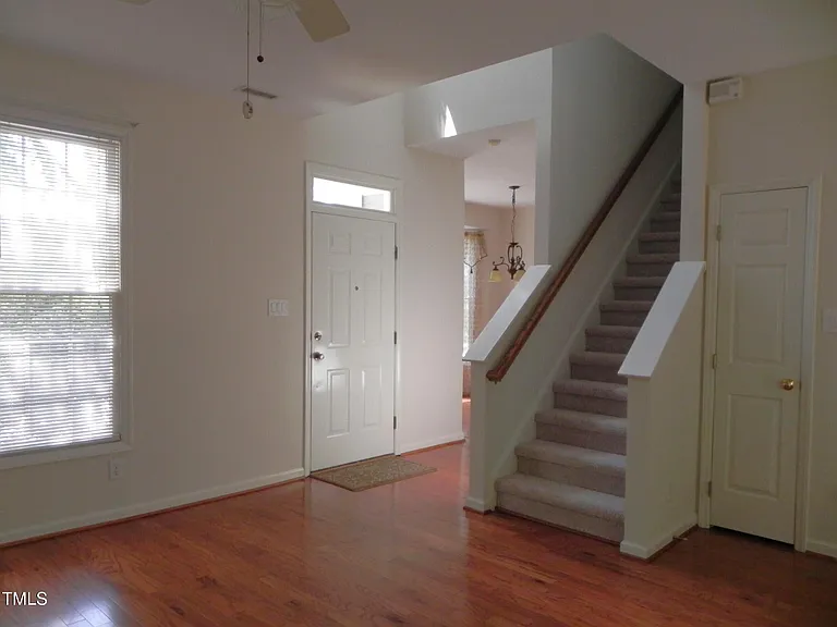 216 Castle Hayne Dr — Photo 3