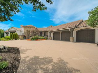 11919 W 155th Ter, Overland Park, KS 66221
