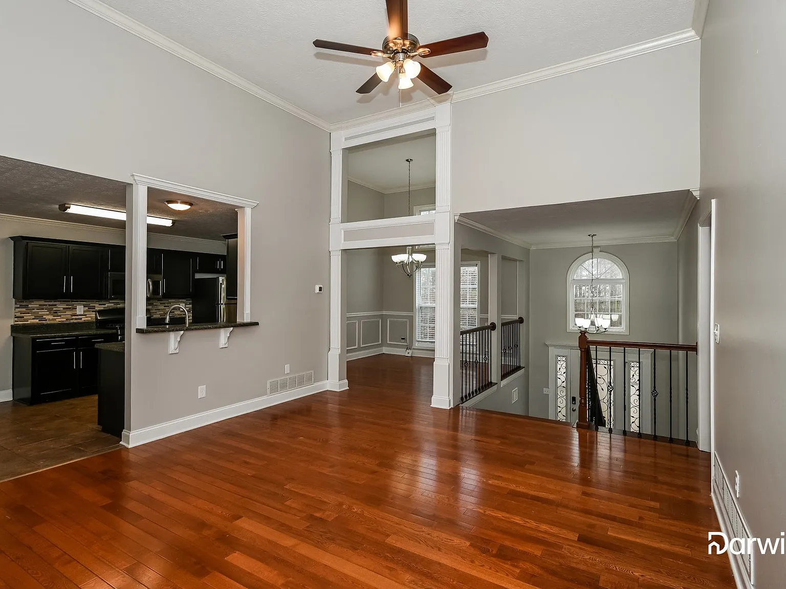 5 bed, 3.0 bath, 2280 sqft, $2,365 — Photo 4