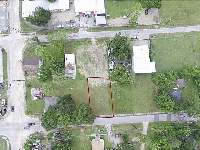1st image of 4824 Creekmont Dr