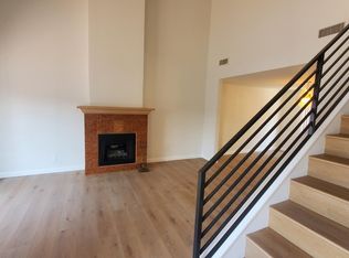 5936 Etiwanda Ave UNIT 2, Tarzana, CA 91356