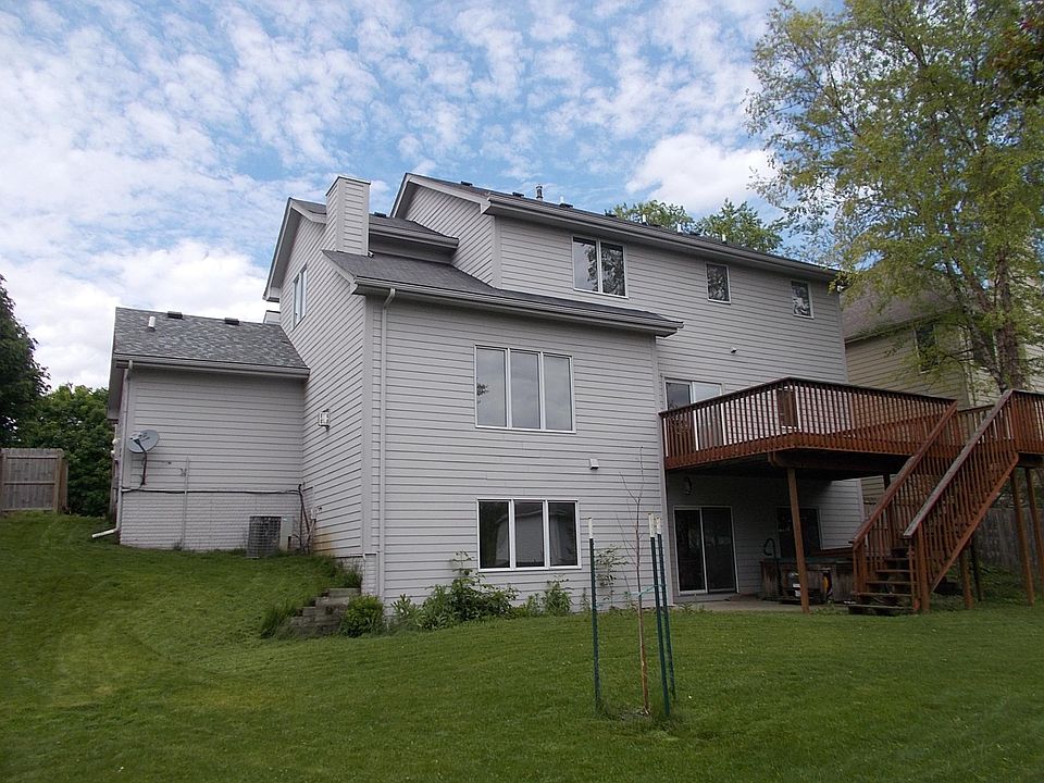 2nd image of 15108 Rosewood Dr