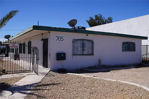 705 Morgan Ave #1 Photo 1
