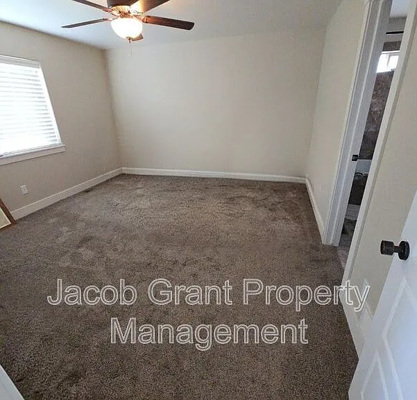 3908 Brighton Cir — Photo 7