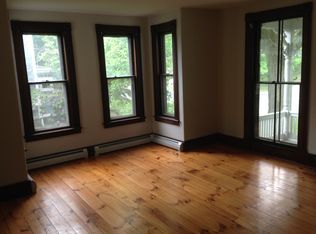 107 E Pleasant St #2, Amherst, MA 01002