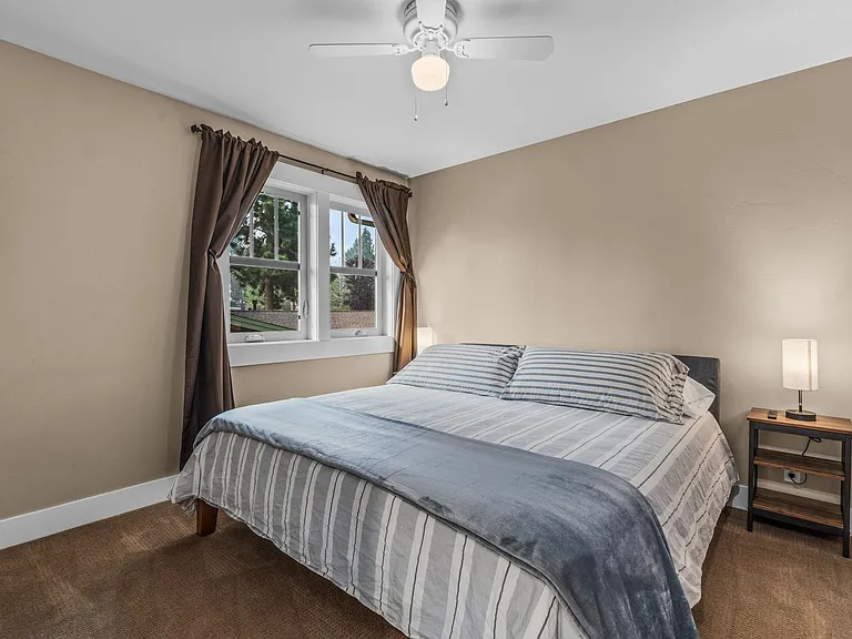 2333 NW Lolo Dr — Photo 13