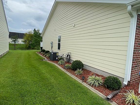 2nd image of 149 Oxford Dr