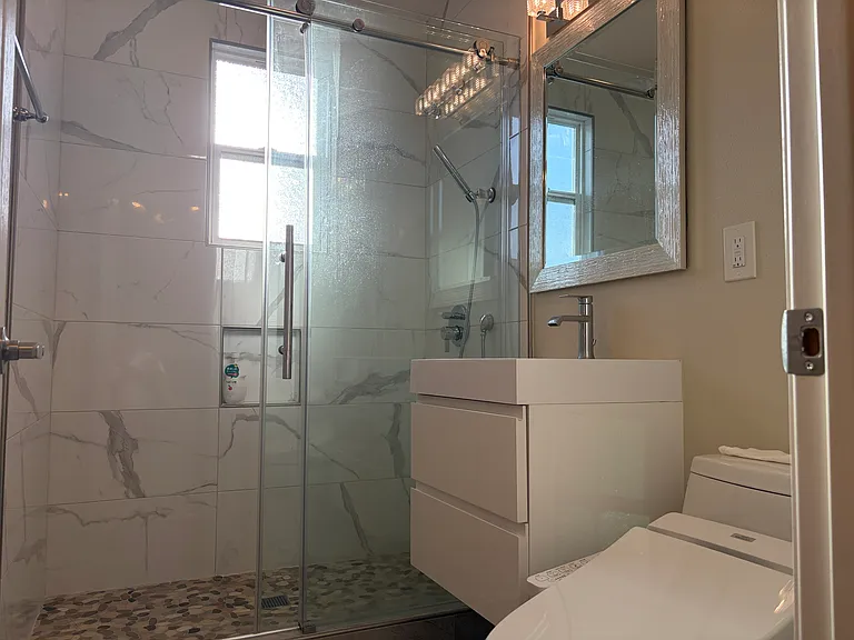 748 Serra Dr — Photo 17