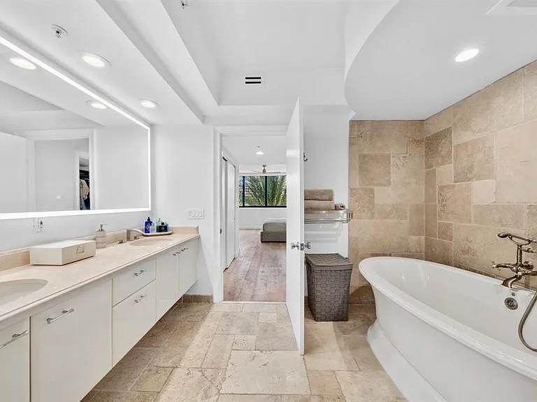 333 Las Olas Way #404 — Photo 17