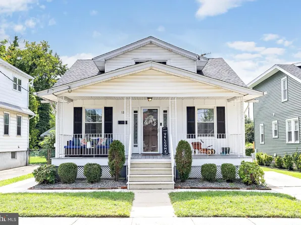 12 Moore Ave, Barrington, NJ 08007