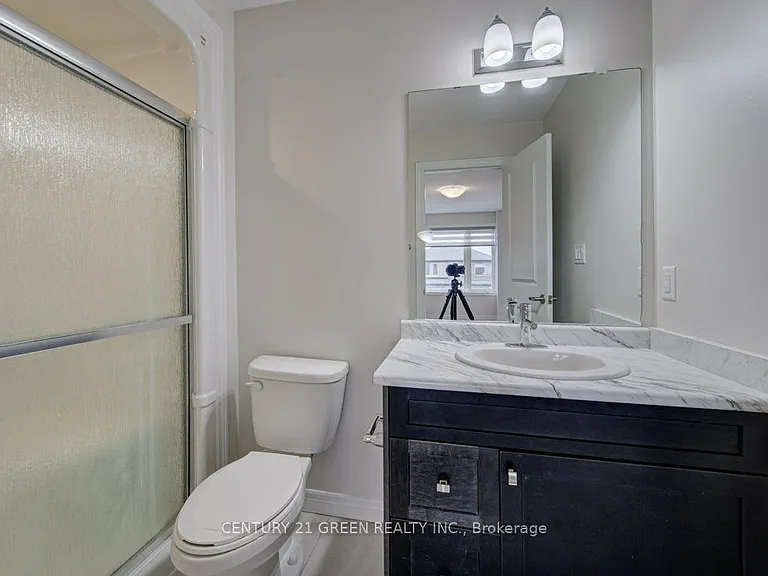30 Baker Ln — Photo 29
