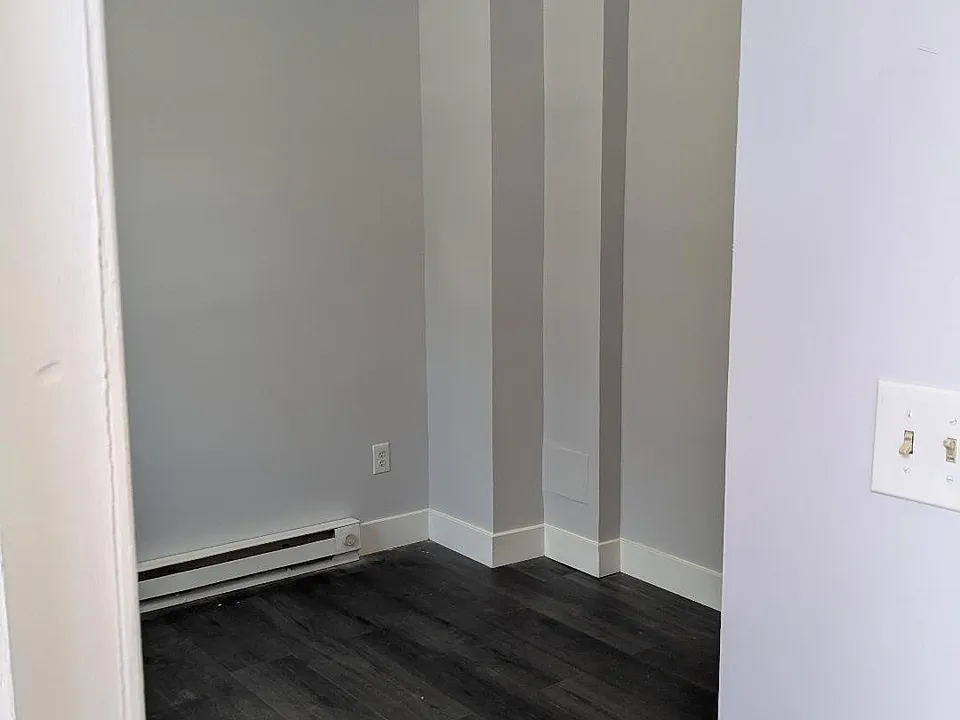 Dining room just inside front entrance
