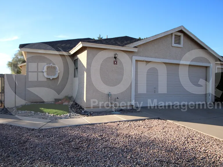 4725 E Brown Rd #8 — Photo 2