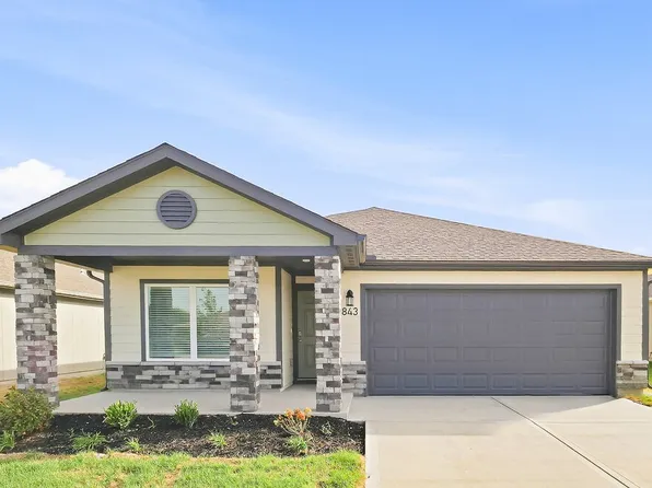843 N Pear St, Gardner, KS