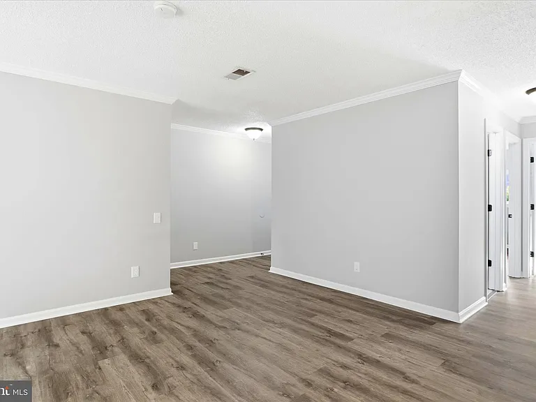 12002 Golf Ridge Ct — Photo 10